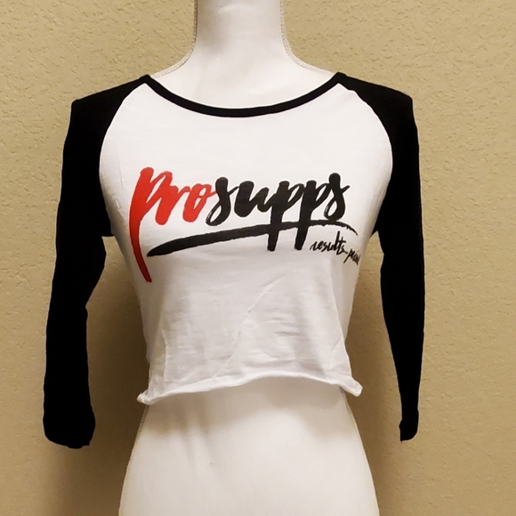 Set of 2 Crop Top By Prosupps Size Small - Picture 2 of 5